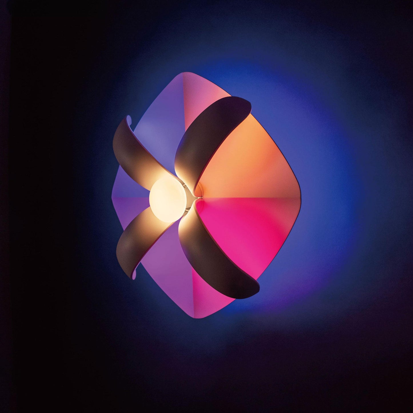 Flora Mood Wall Light